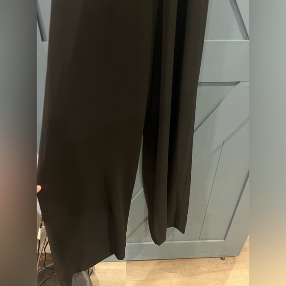 Solace London Rossi Halter Plunge V-Neck Wide Leg Jumpsuit Black Size 2-4? - Picture 2 of 15